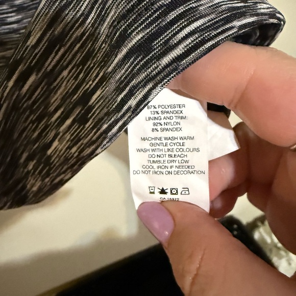 Joe Fresh Gray and Black Fitted Sleeveless Tank Top - Picture 5 of 7